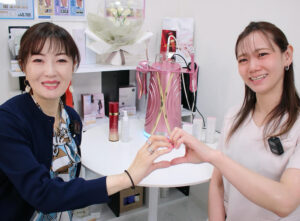 フェムケアマシン導入事例 エモーション-フェムケア専門店　Feminine【フェミニン】